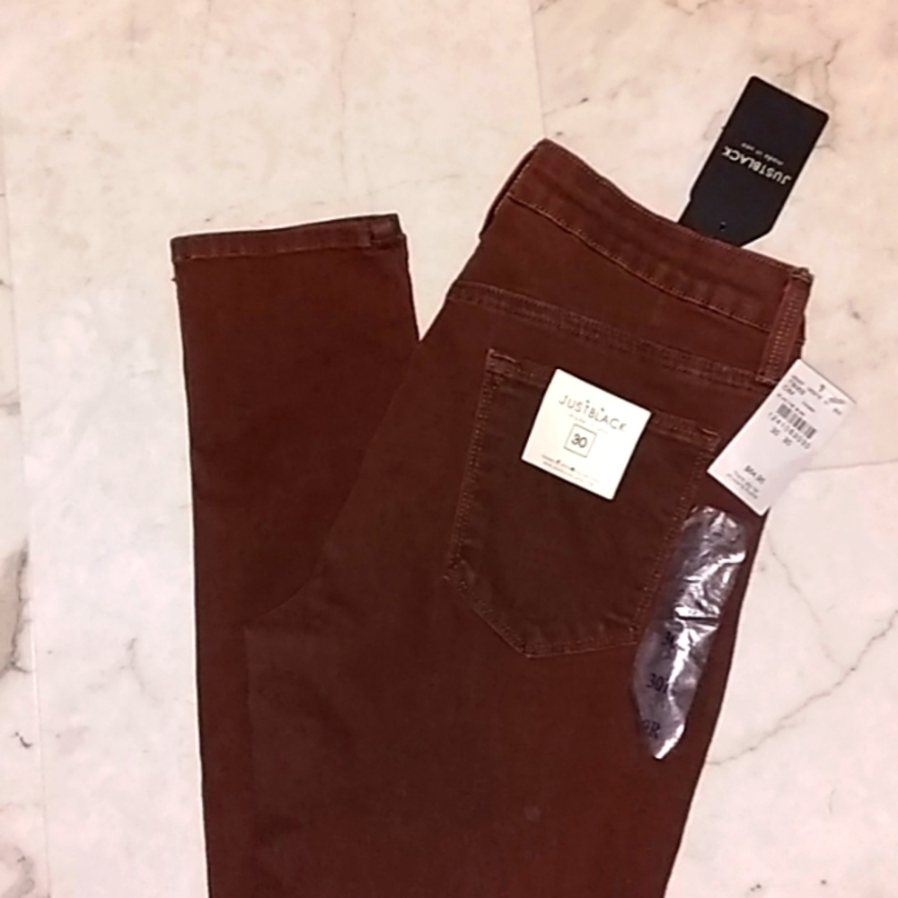 Buckle Just black indigo dye jeans.